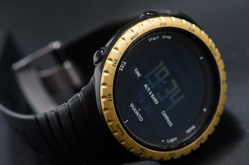 SUUNTO CORE イエロー
