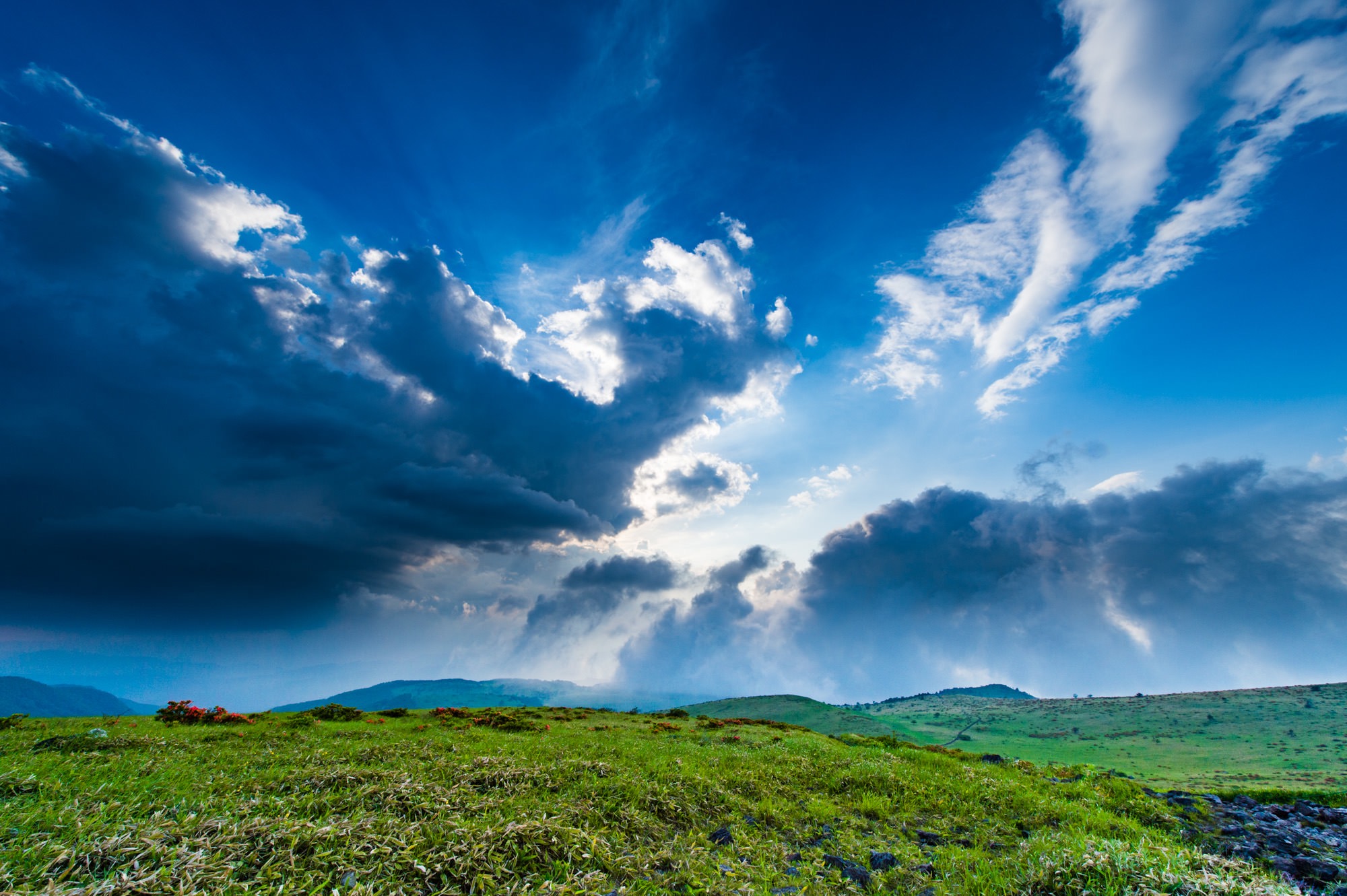 kirigamine2-3.jpg 空が近い霧ヶ峰高原