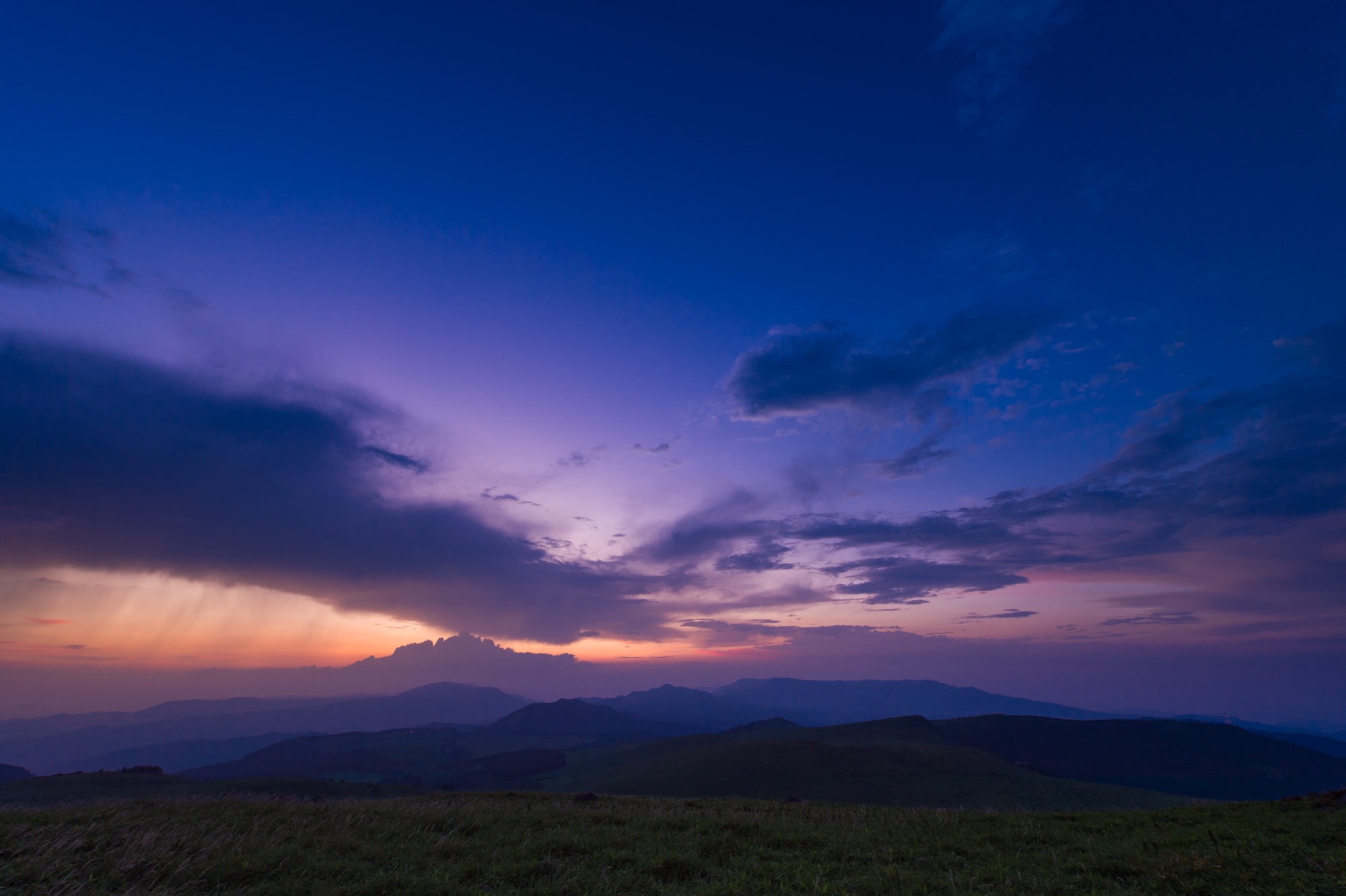 kirigamine2-5.jpg 蝶々深山の夕暮れ
