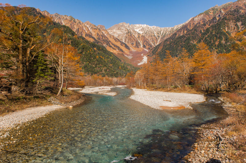 晩秋の上高地