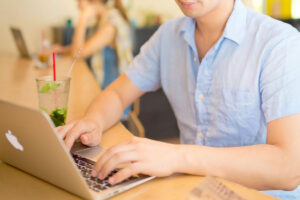 未経験者が独学でWEBデザイナーになるには